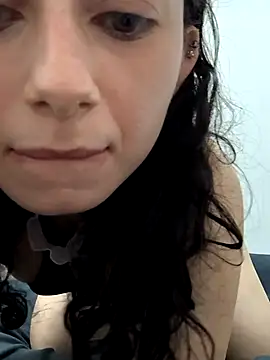 Snapshot of Meiii27 chatting on November 1, 2025, 2:35 am Meiii27 online show from November 1, 2025, 2:35 am