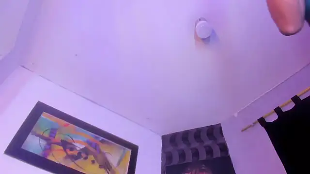 Snapshot of Lanna_big33 chatting on February 14, 2026, 7:32 pm Lanna big33 online show from February 14, 2026, 7:32 pm