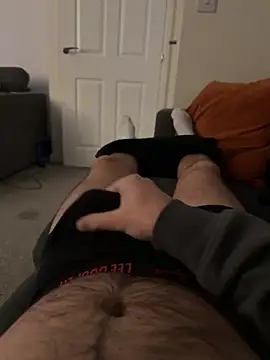 sevenisthemagicnum online show from December 3, 2025, 11:03 pm