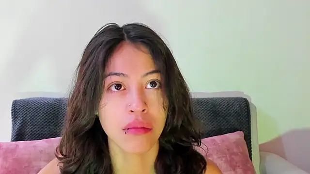 emily jonessxx online show from November 20, 2025, 1:11 pm