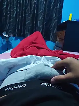 Snapshot of Scorpion05_ chatting on February 9, 2026, 3:10 am Scorpion05 online show from February 9, 2026, 3:10 am