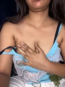 Cute Marina online show from March 21, 2026, 5:05 pm