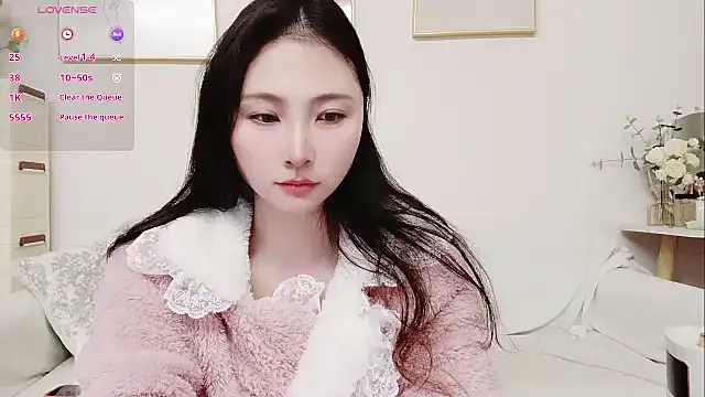 yuyan3929 online show from February 3, 2026, 1:37 am