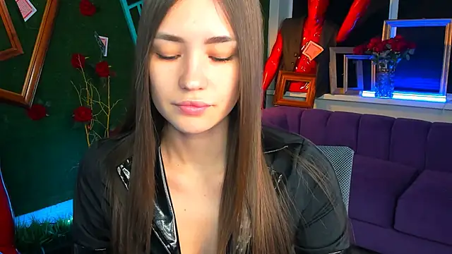 lollyrais online show from November 27, 2025, 1:46 pm