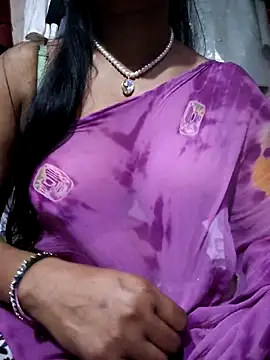 Snapshot of Ezabelljohn chatting on March 10, 2026, 4:45 pm Ezabelljohn online show from March 10, 2026, 4:45 pm