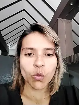 Snapshot of solunasol chatting on October 28, 2025, 2:53 pm solunasol online show from October 28, 2025, 2:53 pm