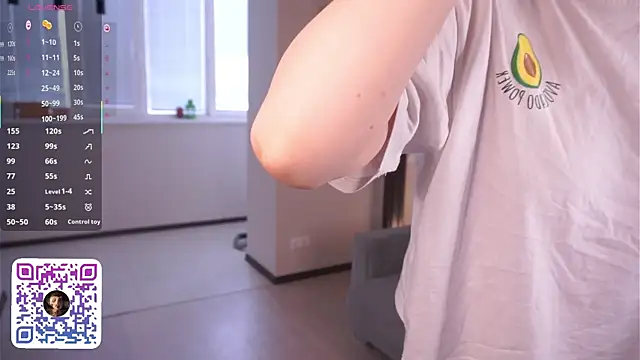 MegganKinson online show from April 12, 2026, 4:28 am