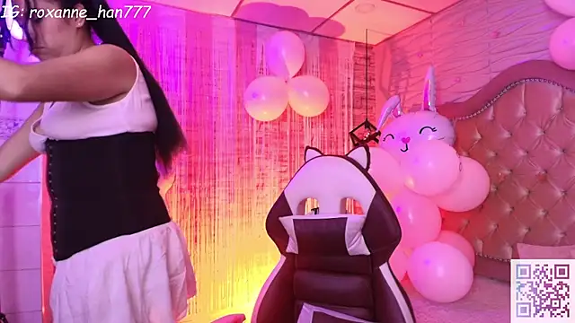 Snapshot of Roxanne_Han chatting on March 27, 2026, 12:16 pm Roxanne Han online show from March 27, 2026, 12:16 pm