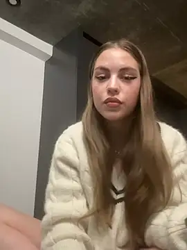 Snapshot of elliepixie chatting on January 13, 2026, 1:22 am elliepixie online show from January 13, 2026, 1:22 am