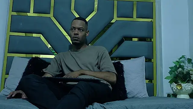 Neytanmalcon online show from November 10, 2025, 8:41 pm