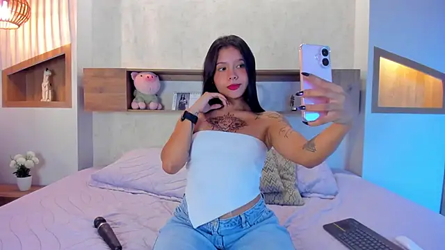 sophie duval online show from March 7, 2026, 10:07 pm