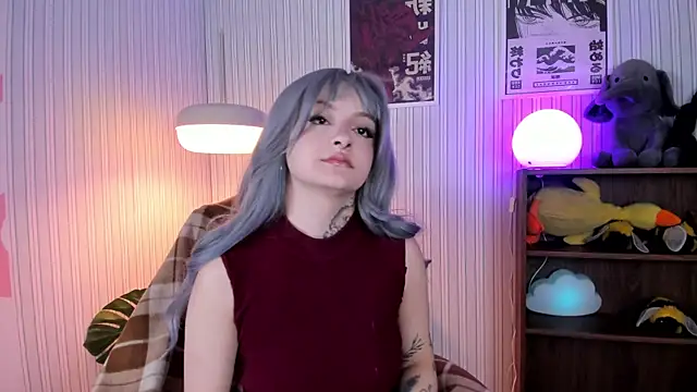 lexirouge   online show from January 7, 2026, 8:11 pm