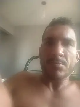 BruninhoRecife online show from November 12, 2025, 9:42 am