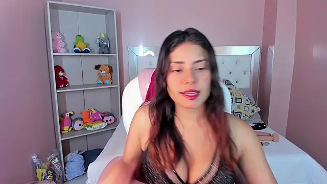 Blaiir Moon online show from December 19, 2025, 6:59 pm