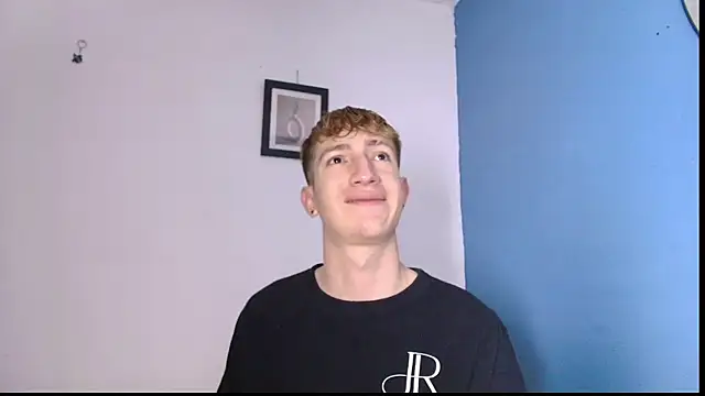 Snapshot of Erick_Taylor3 chatting on April 18, 2026, 6:45 pm Erick Taylor3 online show from April 18, 2026, 6:45 pm
