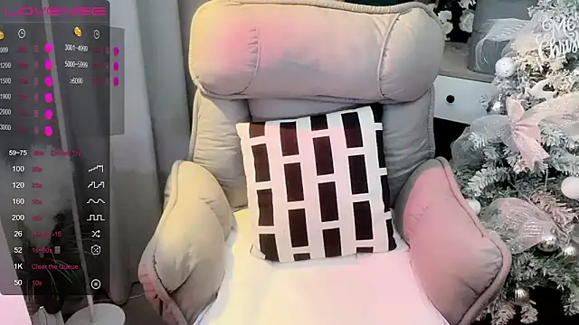 Monica-666888- online show from February 2, 2026, 5:33 pm