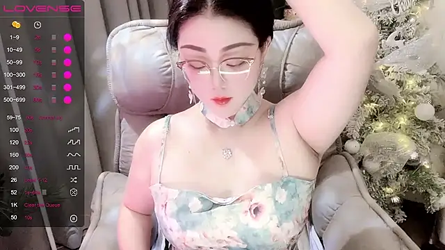Monica-666888- online show from May 5, 2026, 5:32 pm