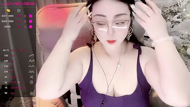 Monica-666888- online show from May 22, 2026, 3:39 pm