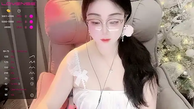 Monica-666888- online show from May 24, 2026, 2:55 pm
