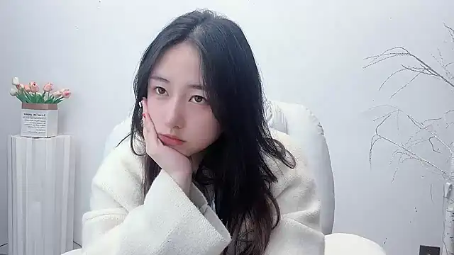 Love-hanzaizai718 online show from October 30, 2025, 1:12 pm