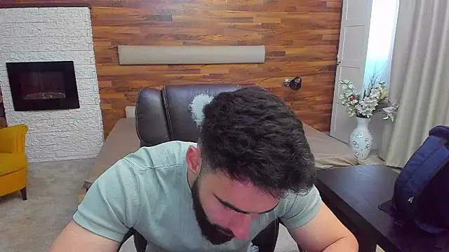 Snapshot of MicahLane chatting on March 4, 2026, 5:46 am MicahLane online show from March 4, 2026, 5:46 am