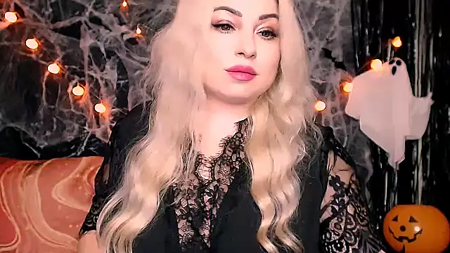 Renee Cherry online show from October 29, 2025, 12:24 am