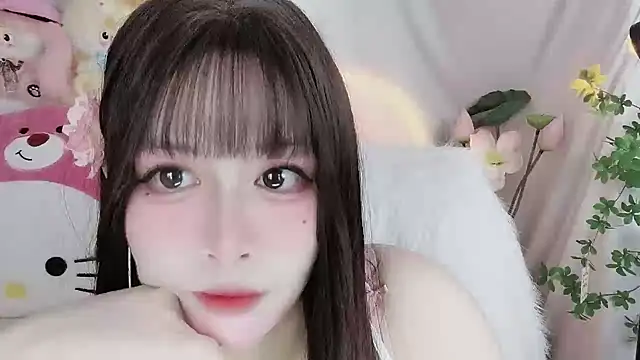 -zhuzhu-999- online show from April 8, 2026, 8:42 pm