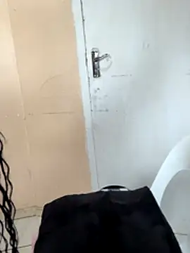 Nicole bash online show from December 22, 2025, 7:05 am