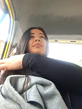 SantaRameriz online show from November 4, 2025, 4:06 pm