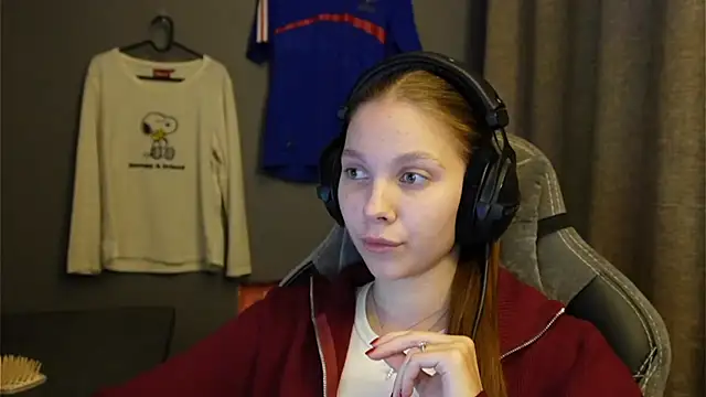 Softixq online show from November 15, 2025, 3:52 pm