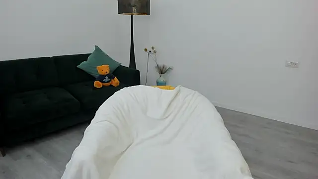 Arya Anna online show from November 25, 2025, 5:18 am