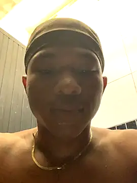 Snapshot of Motoko127 chatting on October 23, 2025, 4:39 pm Motoko127 online show from October 23, 2025, 4:39 pm