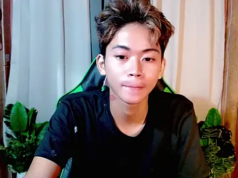 AsianCuteGuy21 online show from November 23, 2025, 2:39 pm