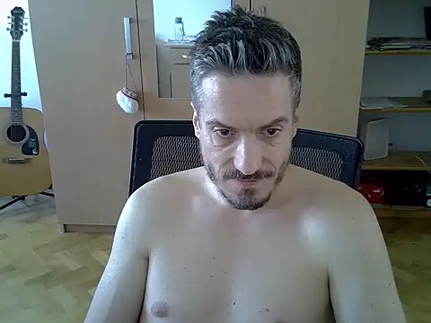Snapshot of delayclose__ chatting on April 26, 2026, 12:36 pm delayclose online show from April 26, 2026, 12:36 pm