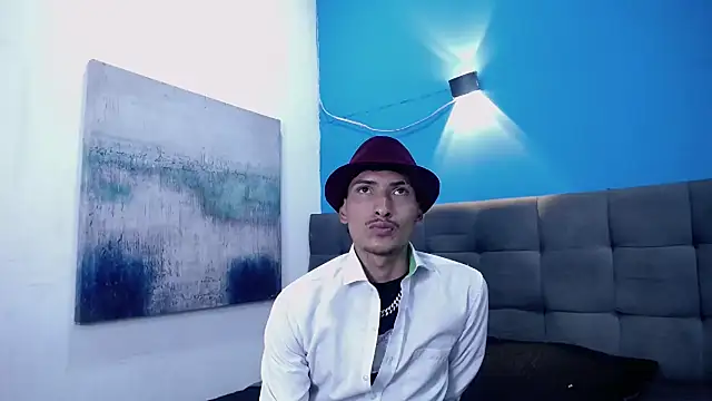 SavageLover  online show from January 6, 2026, 8:34 pm