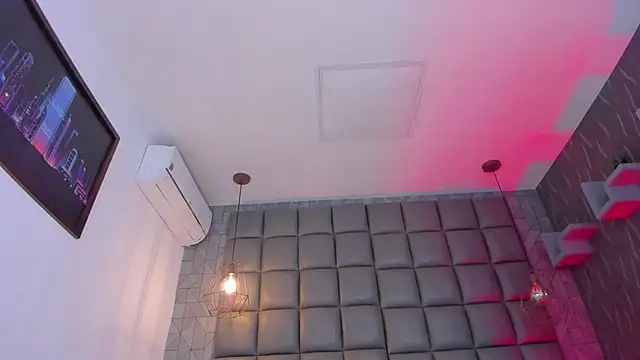 dannavelvet online show from January 7, 2026, 12:29 pm