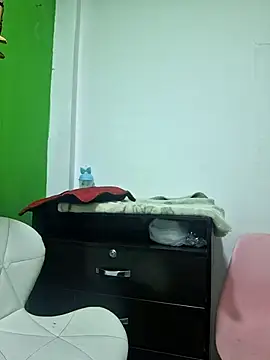 Snapshot of valilu_rosse27 chatting on February 13, 2026, 2:40 am valilu rosse27 online show from February 13, 2026, 2:40 am