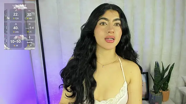 Emii rous online show from November 10, 2025, 2:43 am