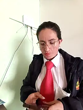 Valentina--1 online show from November 6, 2025, 5:36 pm