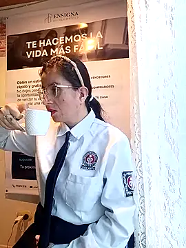 Valentina--1 online show from February 2, 2026, 12:04 pm