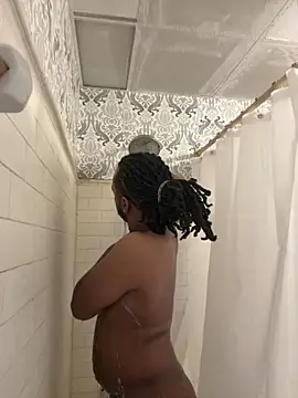 Snapshot of therealredx chatting on October 31, 2025, 1:01 pm therealredx online show from October 31, 2025, 1:01 pm