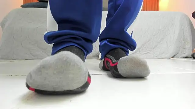 Snapshot of footseductor chatting on October 27, 2025, 8:13 pm footseductor online show from October 27, 2025, 8:13 pm