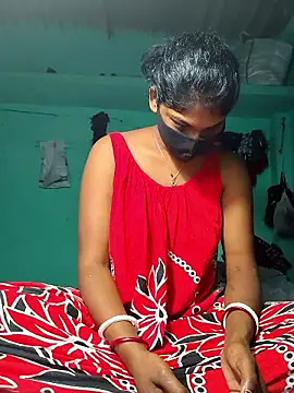 Snapshot of manosi98 chatting on February 10, 2026, 10:19 am manosi98 online show from February 10, 2026, 10:19 am