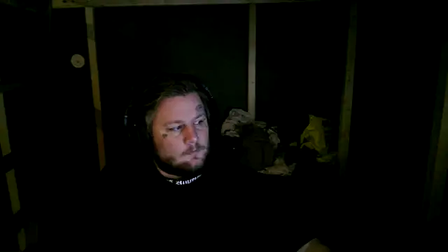 Snapshot of SWEDEN933 chatting on November 2, 2025, 12:57 am SWEDEN933 online show from November 2, 2025, 12:57 am