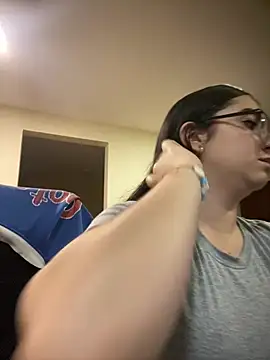 Snapshot of Kloe_Novoa chatting on March 5, 2026, 12:12 pm Kloe Novoa online show from March 5, 2026, 12:12 pm