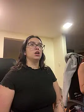 Snapshot of Kloe_Novoa chatting on March 16, 2026, 12:09 pm Kloe Novoa online show from March 16, 2026, 12:09 pm