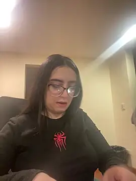 Snapshot of Kloe_Novoa chatting on March 31, 2026, 12:05 pm Kloe Novoa online show from March 31, 2026, 12:05 pm