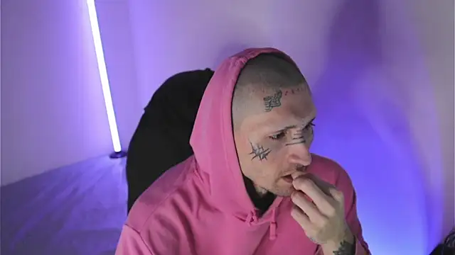 Snapshot of TokyoHatsumoto chatting on February 1, 2026, 11:03 pm TokyoHatsumoto online show from February 1, 2026, 11:03 pm