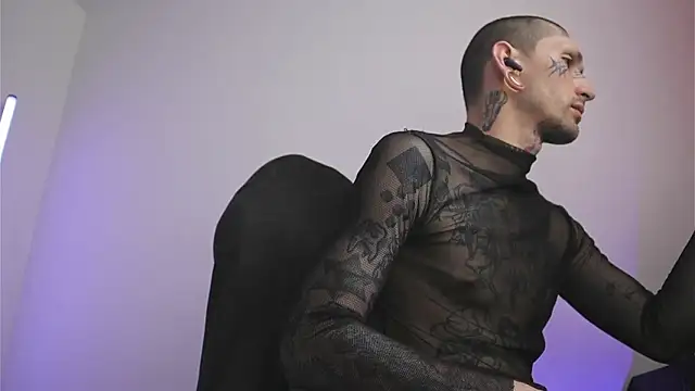 Snapshot of TokyoHatsumoto chatting on February 10, 2026, 10:03 pm TokyoHatsumoto online show from February 10, 2026, 10:03 pm