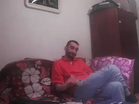 alin42xx online show from November 8, 2025, 6:24 am